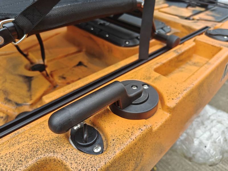 HOLVIK, fiskekajakk, komplett pakke med flap pedal, finner